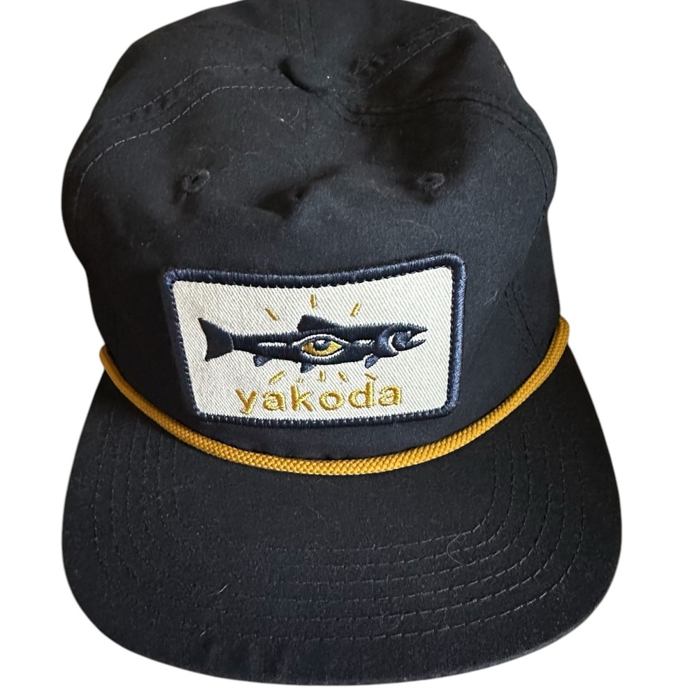 Black and Gold Men's Hat